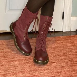 Hazil Dr. martens red mid calf